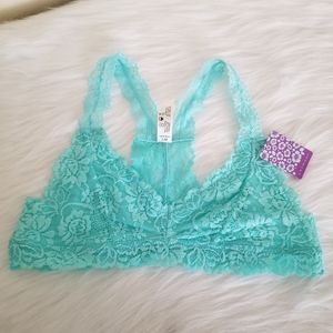NWT laced bralette